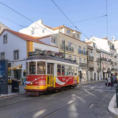 Apartment Trendy In Graca's Heart By Lovelystay Lissabon