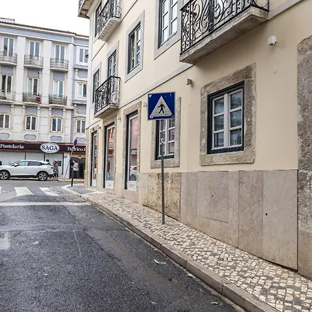 Apartment Trendy In Graca's Heart By Lovelystay Lisbon
