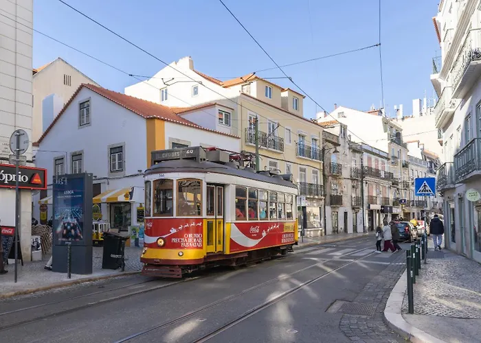 Διαμέρισμα Trendy In Graca's Heart By Lovelystay Lisboa